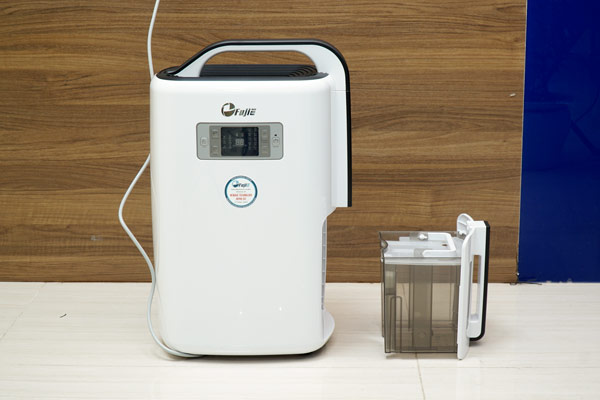 Máy hút ẩm dân dụng FujiE HM-916EC