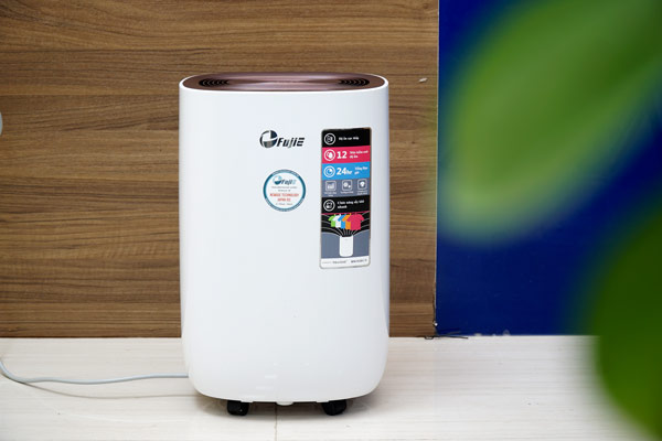 Máy hút ẩm dân dụng FujiE HM-912EC-N, công suất 12 lít / ngày